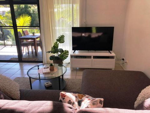Baden 86 Rainbow Shores Walk To Beach Top Floor Air Conditioned Unit - Accommodation Gladstone 2