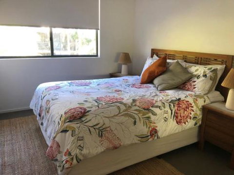 Baden 86 Rainbow Shores Walk To Beach Top Floor Air Conditioned Unit - Accommodation Gladstone 3