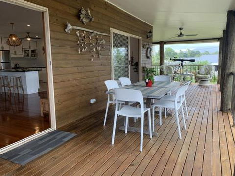 Ocean Breeze - Accommodation Gladstone 1