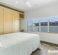 Ultimate Beachfront Living Sunshine Beach - Accommodation Gladstone