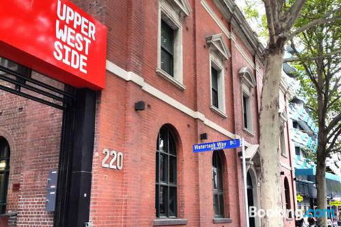 An Exquisite 2BR Apt With Stunning City Views - Accommodation Gladstone 5