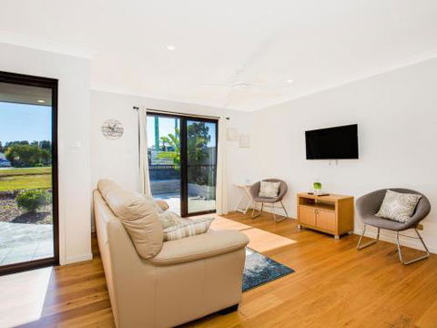 VIlla Zelma Culburra Beach - Accommodation Gladstone 6