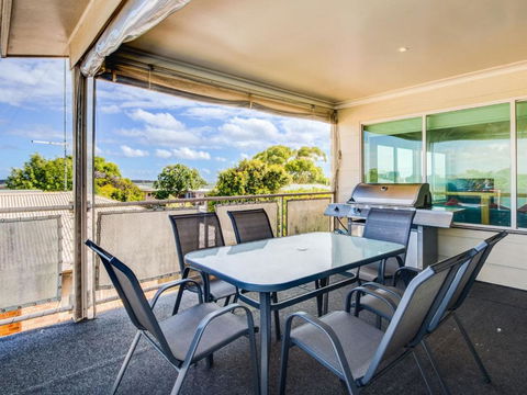 Cuttriss By The Beach - Accommodation Gladstone 6