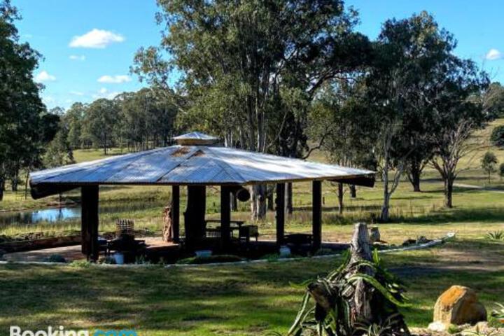 Leeville NSW Accommodation Gladstone