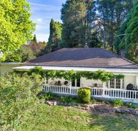 Redwood Cottage Burradoo getaway Southern Highlands 4pm Check Out Sunday - Accommodation Gladstone