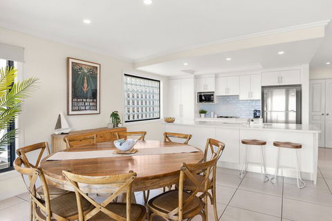 Shawhaven - Accommodation Gladstone 6