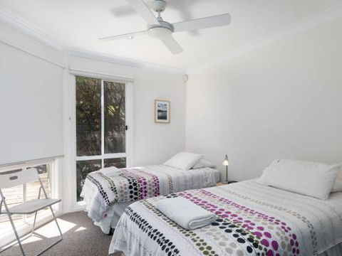 SPINIFEX Gerroa 4pm Check Out Sundays - Accommodation Gladstone 3