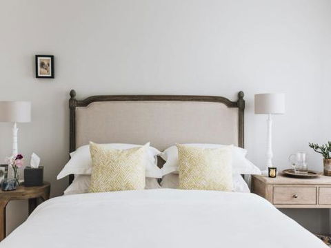 KIRRIEMUIR Burradoo Southern Highlands 4pm Check Out Sunday - Accommodation Gladstone 5