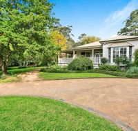 Mirrabooka Burrawang beautiful home  3 acres of gardens in the Southern Highlands - Accommodation Gladstone