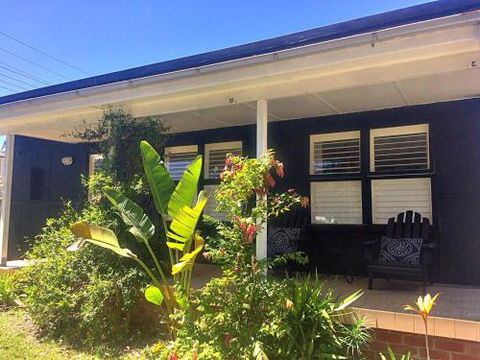 Writers Loft Erowal Bay 4pm Check Out Sundays - Accommodation Gladstone 5
