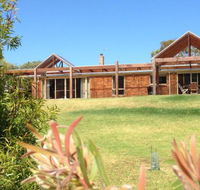 Summerside at 80 Sandy Point Rd Sandy Point - Accommodation Gladstone