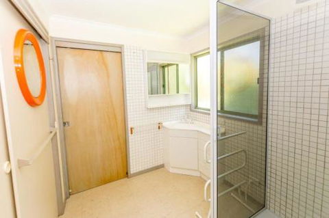 Sixteen Ash Ave Sandy Point - Accommodation Gladstone 5