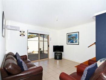 Tranquility - Accommodation Gladstone 1