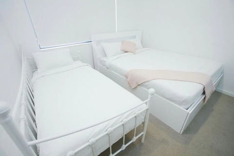B03-darling Harbour 1 BDR APT - Accommodation Gladstone 1