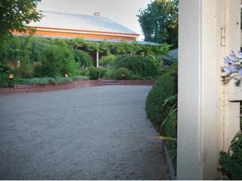 La Pausa - Accommodation Gladstone 6