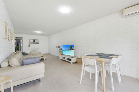 Barooga - Accommodation Gladstone 1