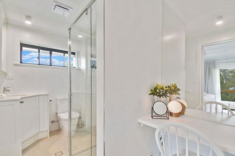 Oceanside Apartment - LAMER9 - Accommodation Gladstone 1