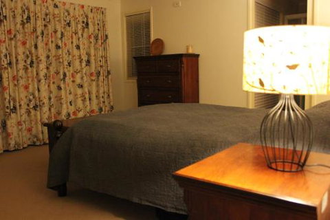 Waterfall Way Accommodation - Accommodation Gladstone 4
