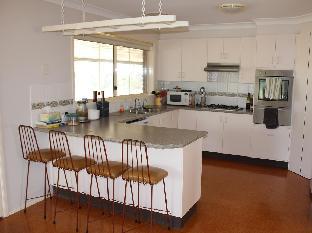 Waterfall Way Accommodation - Accommodation Gladstone 0