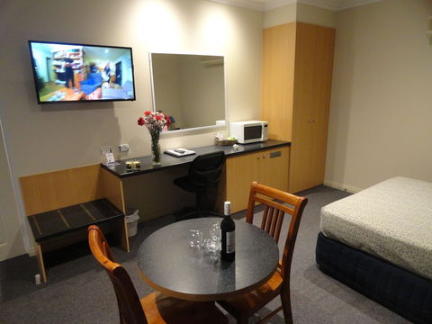 Victoria Lodge Motor Inn And Apartments - Accommodation Gladstone 1