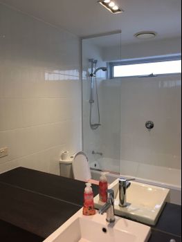 V Apartment - Accommodation Gladstone 4