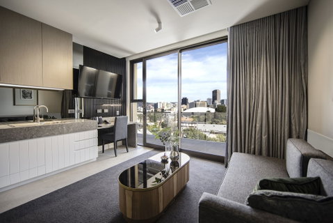 Majestic M Suites - Accommodation Gladstone 6