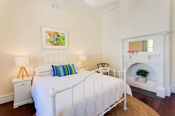 Cottesloe Sunnyside Cottage - Accommodation Gladstone 1