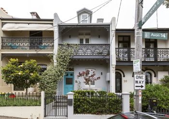 Stunning Executive Home In Glebe - Accommodation Gladstone 6
