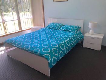 Caves Cottage - Accommodation Gladstone 2