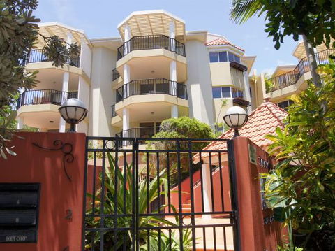 Parkshore Sunshine Holiday Apartments Sunshine Coast - Accommodation Gladstone 4