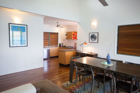 Casuarina 13 On Hamilton Island - Accommodation Gladstone 2