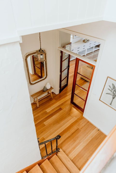 Waterfront - Accommodation Gladstone 3