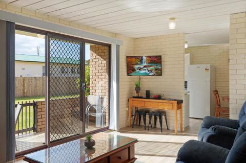 Apollo Unit 26 - Accommodation Gladstone 1