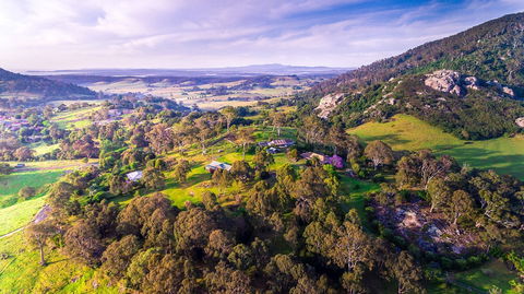 The Bryn At Tilba Family Cottage - Accommodation Gladstone 1