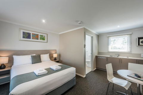 Discovery - Hahndorf Resort - Accommodation Gladstone 5