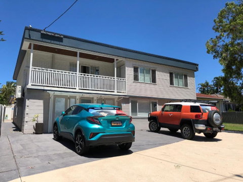 Beach & Bay Holiday House - Accommodation Gladstone 4