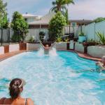 Beach & Bay Holiday House - Accommodation Gladstone 0