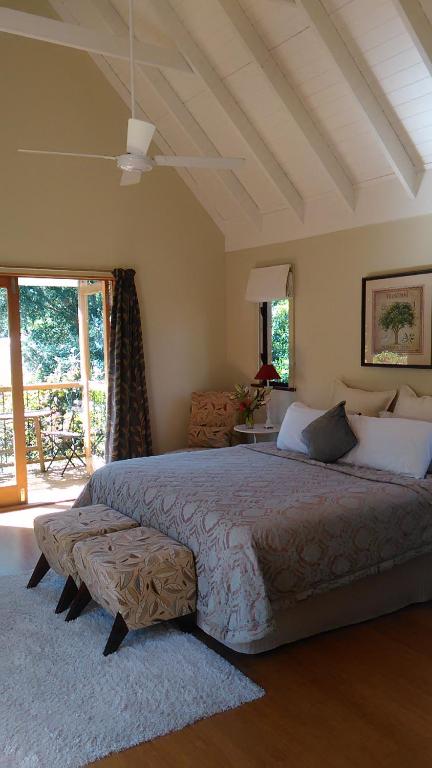 Old Church B&B - Accommodation Gladstone 4