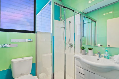 Villa De Marseilles - Melbourne - Accommodation Gladstone 1