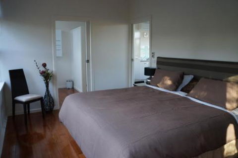 Harmony At Tower Hill Apartment - Accommodation Gladstone 6