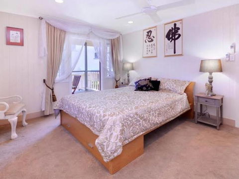 Fern Cottage Bed & Breakfast - Accommodation Gladstone 0