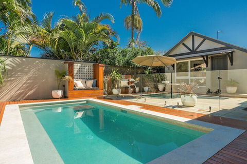 A PERFECT STAY - 3 Little Pigs - Accommodation Gladstone 3