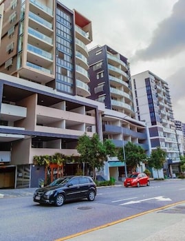 Morgan Suites - Accommodation Gladstone 4