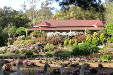 Ford House Retreat - Accommodation Gladstone 0