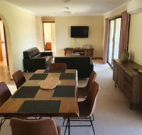 Annies Holiday Units - Accommodation Gladstone