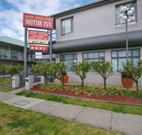 New England Motor Inn - Accommodation Gladstone