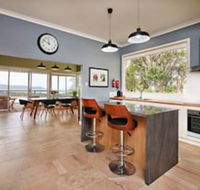 Albany Harbourside Apartments and Houses - Accommodation Gladstone