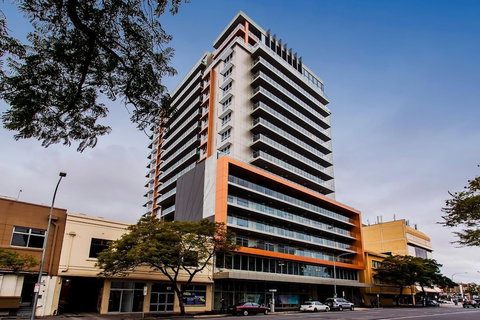 Astra Apartments Adelaide - Accommodation Gladstone 1