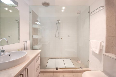 Semaphore Blue Apartments - Accommodation Gladstone 4