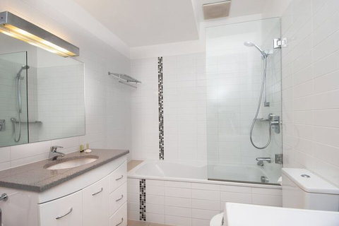 Semaphore Blue Apartments - Accommodation Gladstone 2